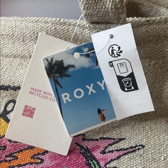 Roxy Women’s Summer Vibes Floral Tote Bag - Picture 8 of 12